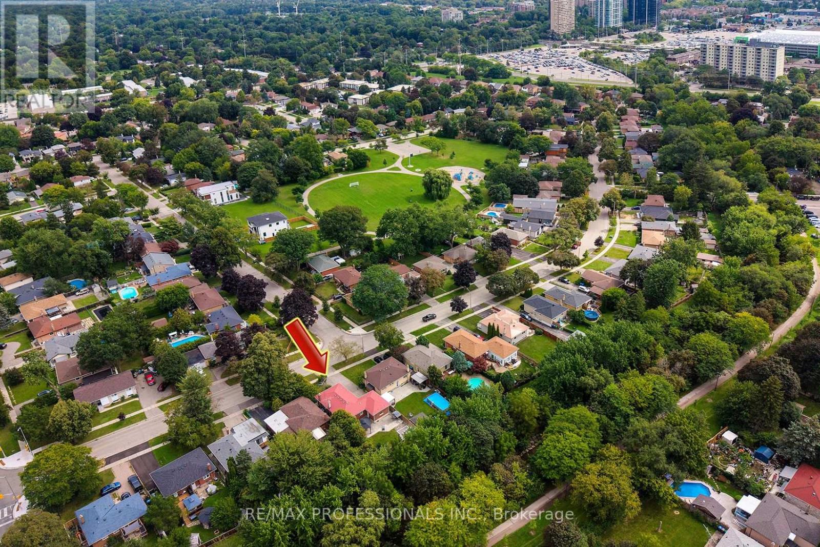 1360 Lewisham Drive, Mississauga, Ontario  L5J 3P9 - Photo 35 - W13755252