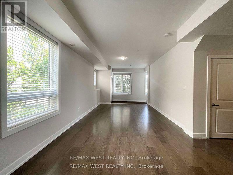 213 - 252 Royal York Road, Toronto, Ontario  M8V 2V9 - Photo 14 - W13755292