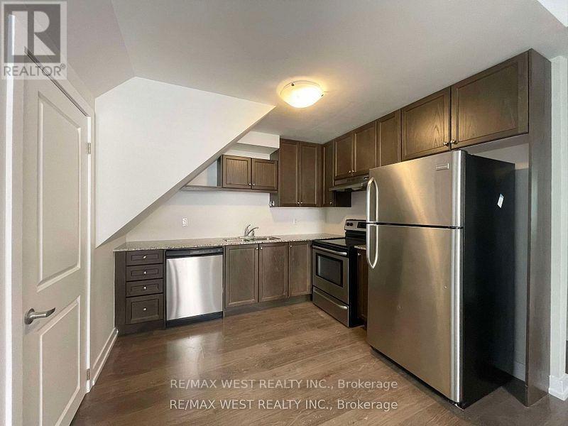 213 - 252 Royal York Road, Toronto, Ontario  M8V 2V9 - Photo 2 - W13755292