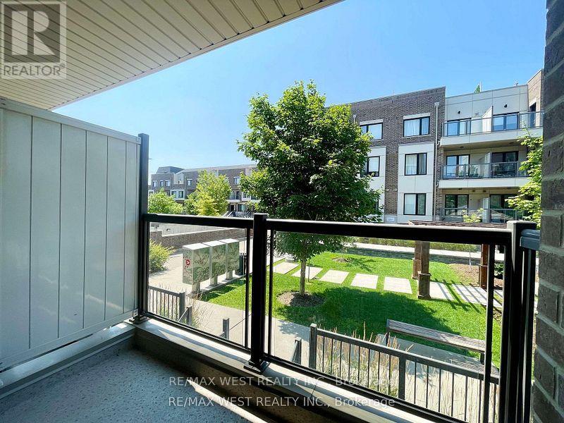 213 - 252 Royal York Road, Toronto, Ontario  M8V 2V9 - Photo 3 - W13755292