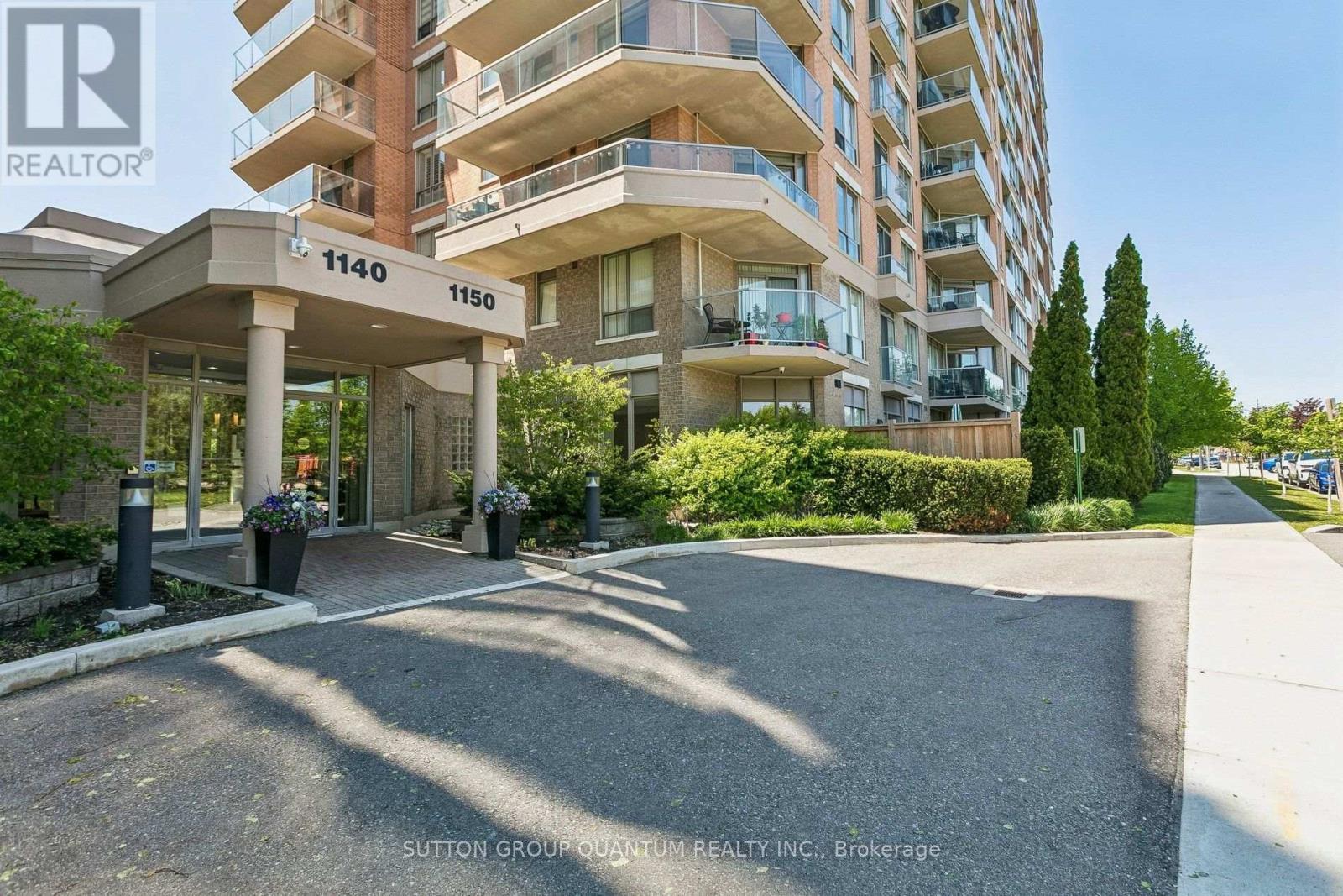 307 - 1150 Parkwest Place, Mississauga, Ontario  L5E 3K4 - Photo 2 - W13755298