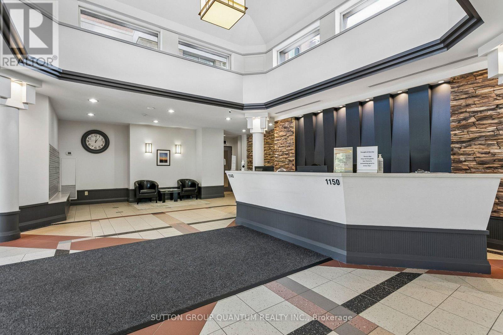 307 - 1150 Parkwest Place, Mississauga, Ontario  L5E 3K4 - Photo 3 - W13755298