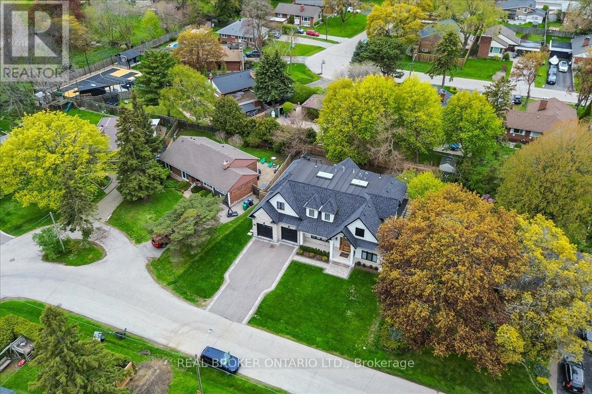 1445 Skyline Drive, Mississauga, Ontario  L5E 2W3 - Photo 46 - W13755330