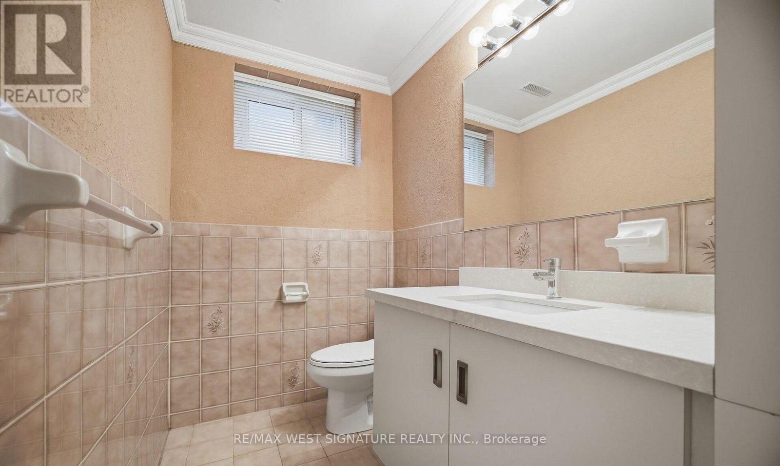 36 Windsor Road, Toronto, Ontario  M9R 3G4 - Photo 25 - W13755364