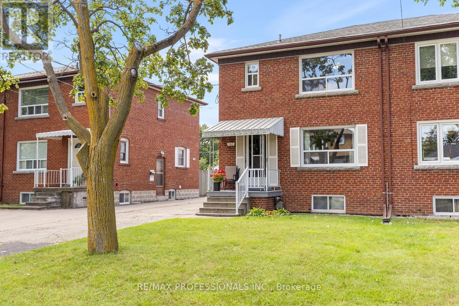 122 Treeview Drive, Toronto, Ontario  M8W 4C3 - Photo 2 - W13755400