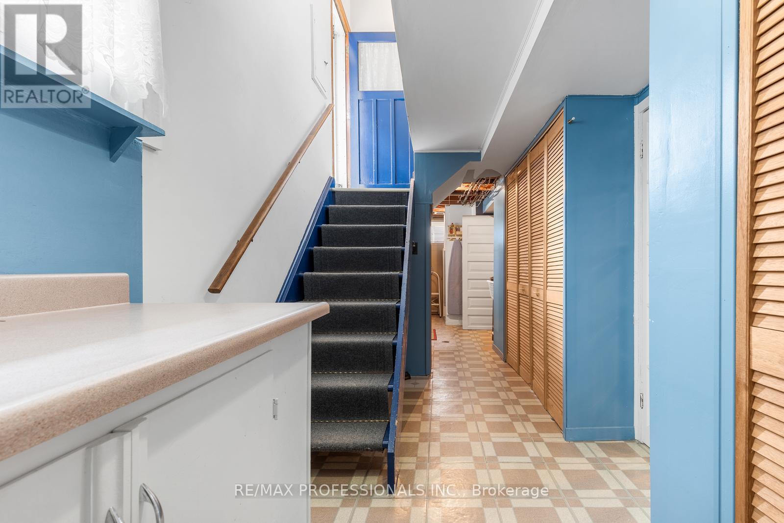122 Treeview Drive, Toronto, Ontario  M8W 4C3 - Photo 24 - W13755400