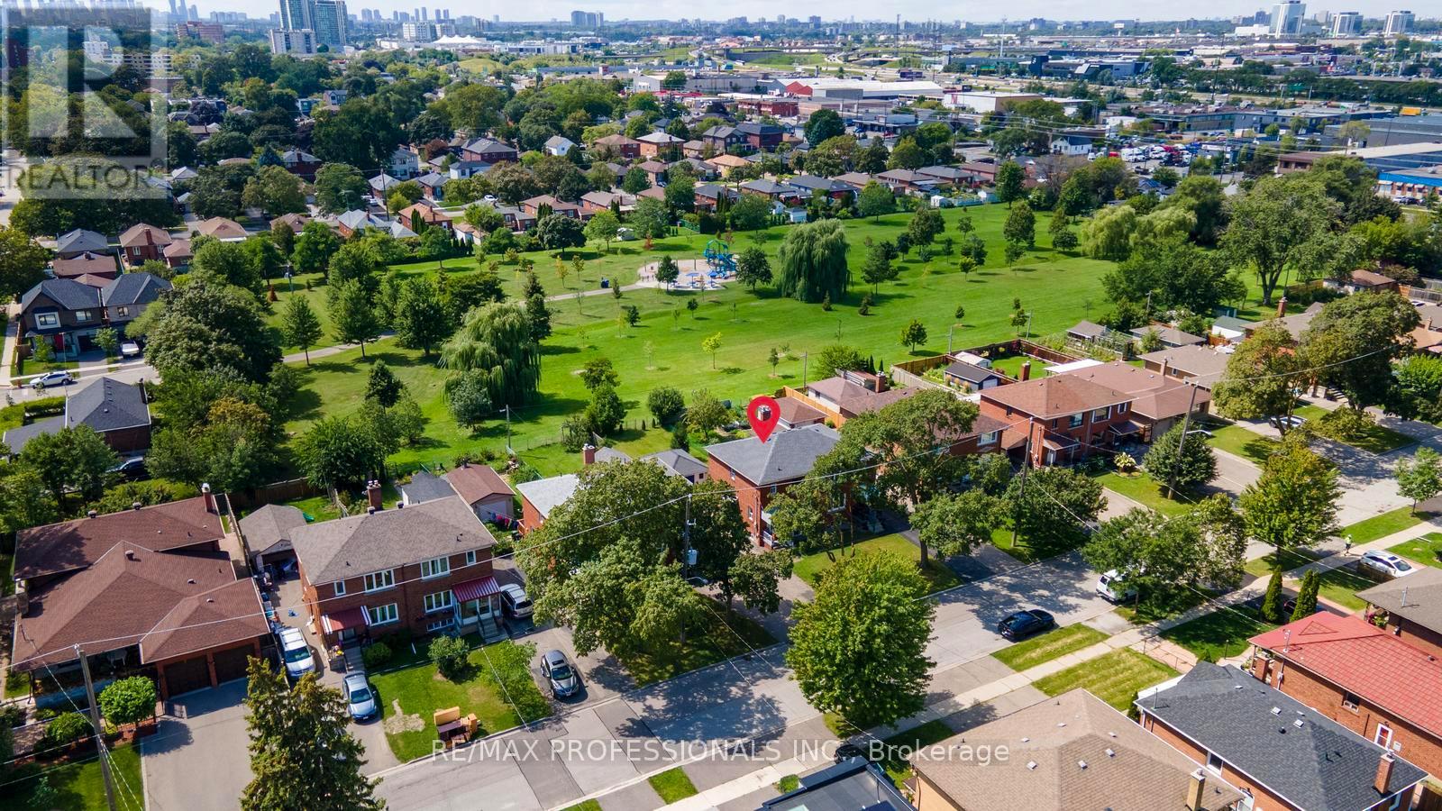 122 Treeview Drive, Toronto, Ontario  M8W 4C3 - Photo 46 - W13755400