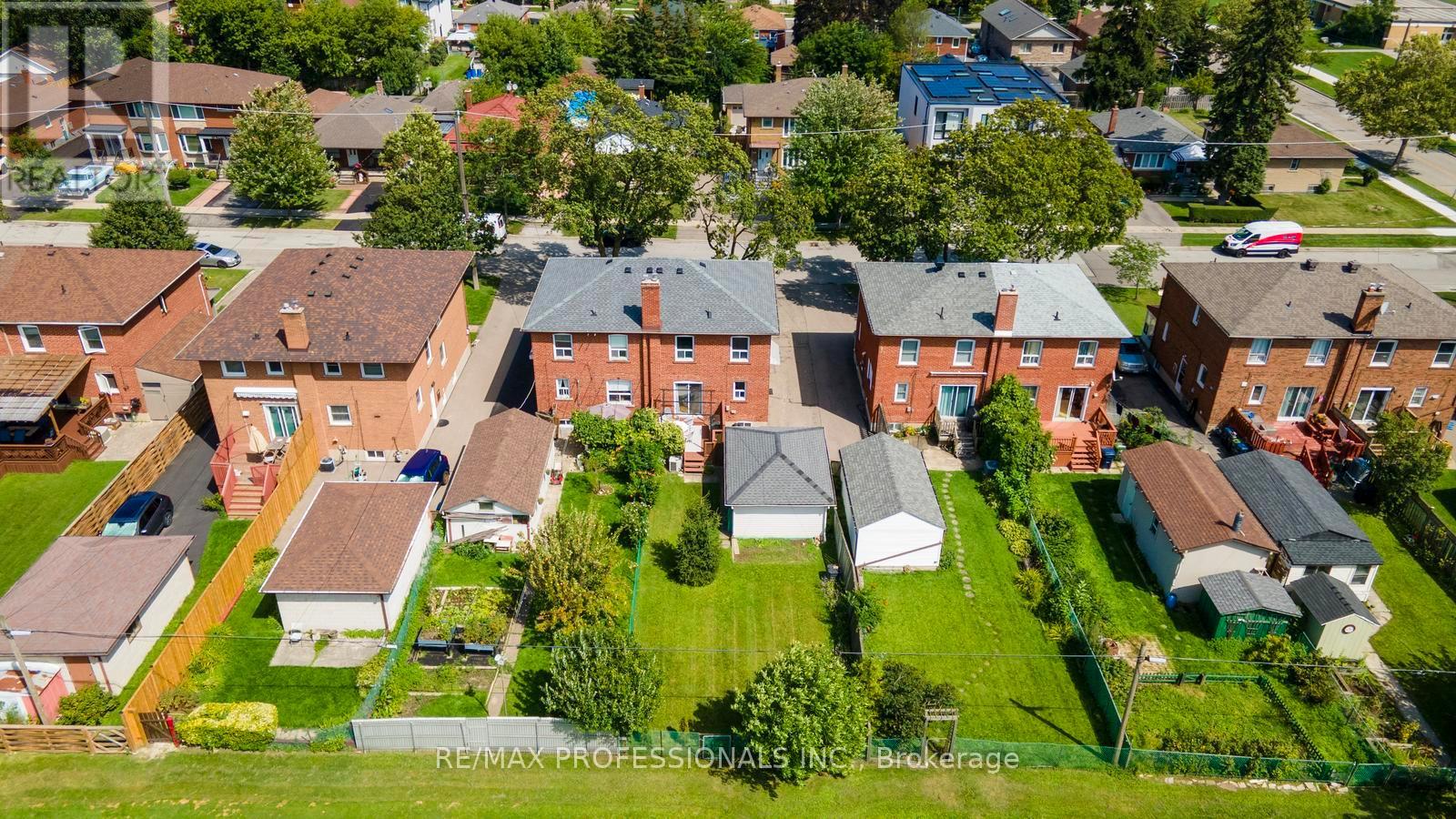 122 Treeview Drive, Toronto, Ontario  M8W 4C3 - Photo 49 - W13755400