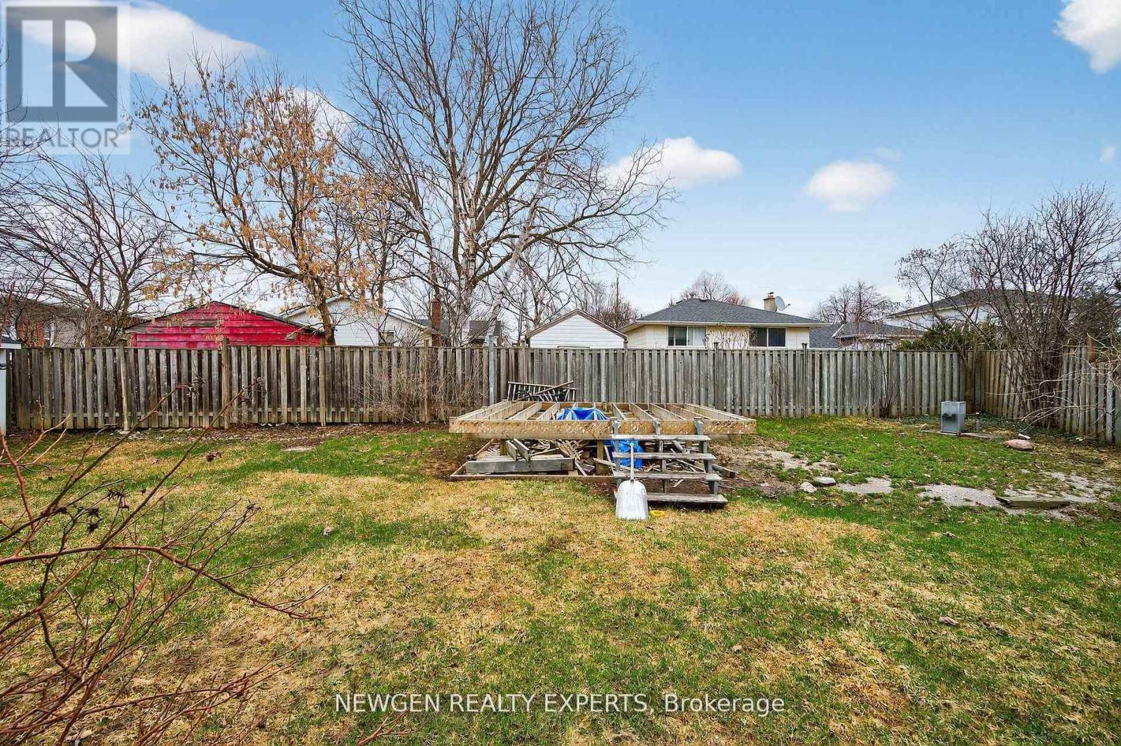 63 Faludon Drive, Halton Hills, Ontario  L7G 1H9 - Photo 38 - W13755446