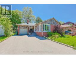 39 SEALCOVE DRIVE, Toronto, Ontario