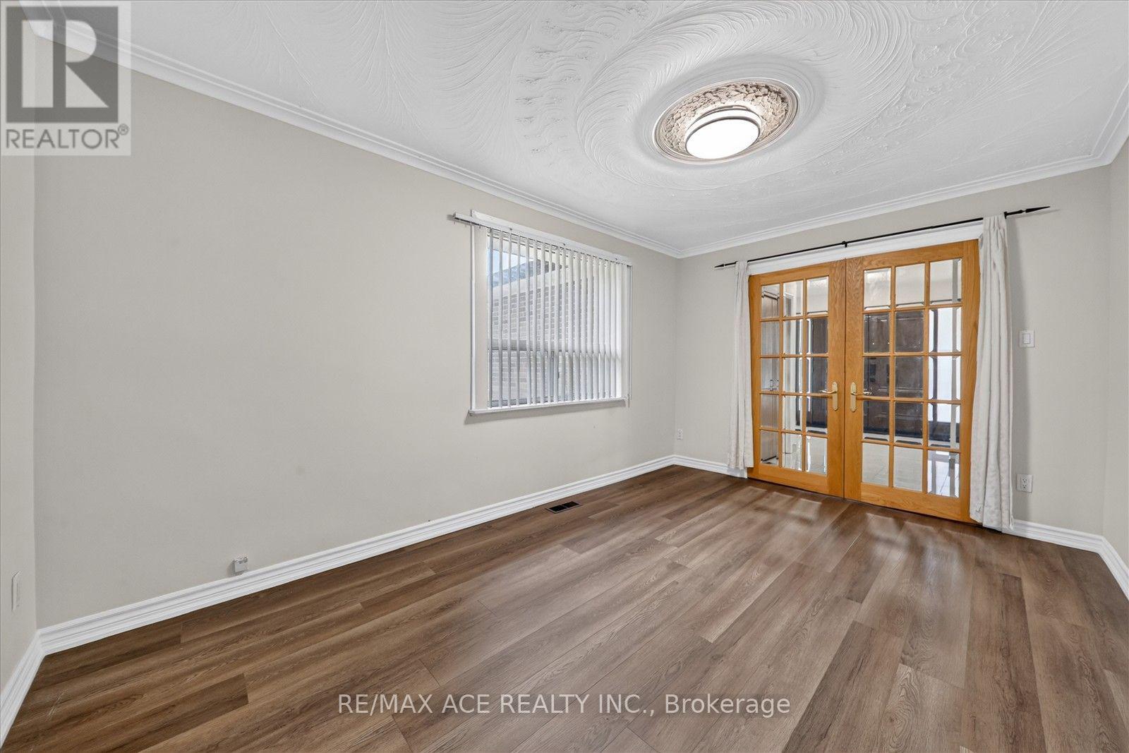 3 Pipestone Place, Toronto, Ontario  M9W 3V4 - Photo 10 - W13755530
