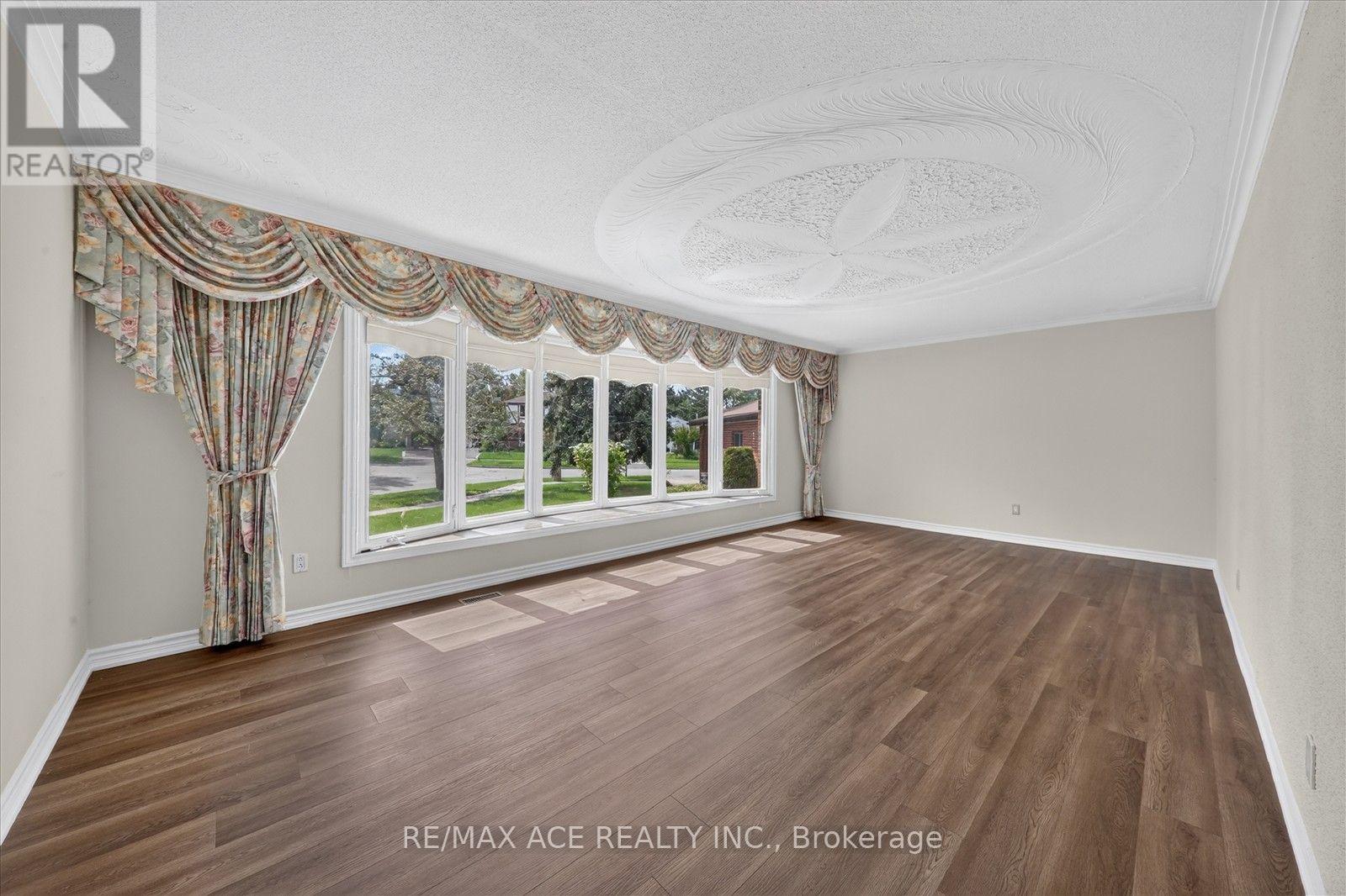 3 Pipestone Place, Toronto, Ontario  M9W 3V4 - Photo 11 - W13755530