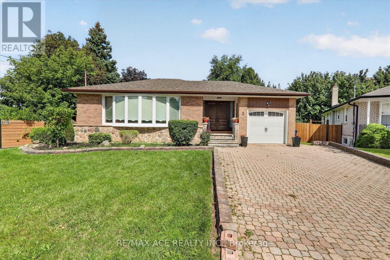 3 Pipestone Place, Toronto, Ontario  M9W 3V4 - Photo 2 - W13755530