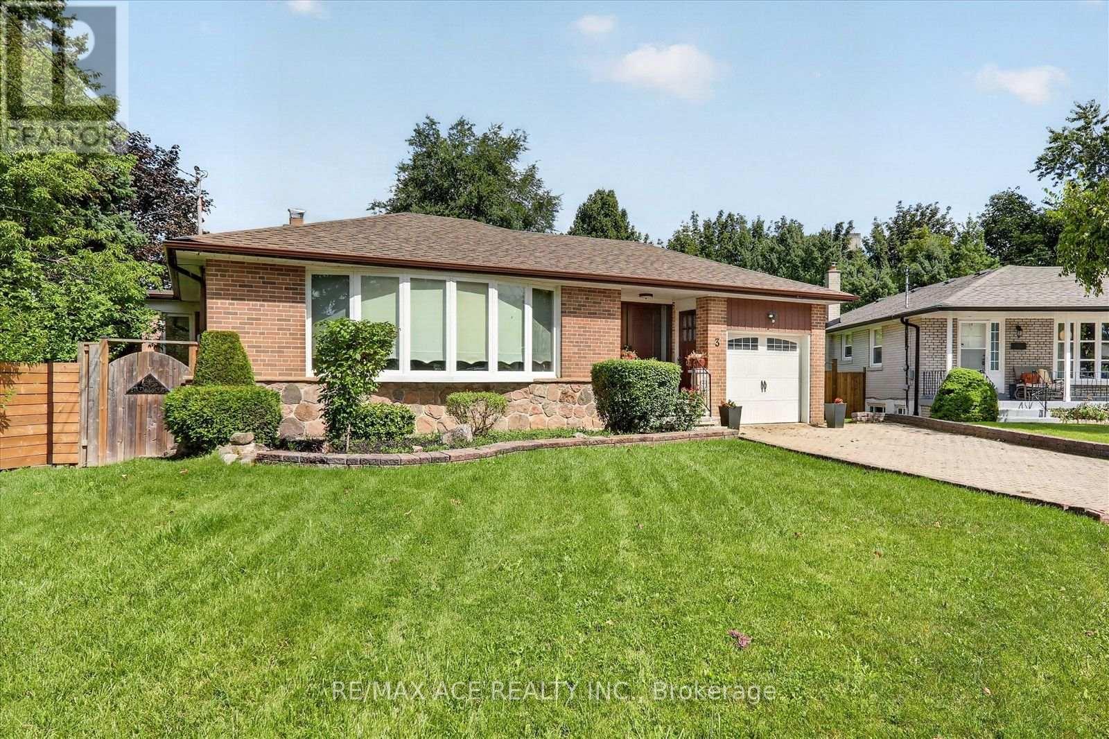 3 Pipestone Place, Toronto, Ontario  M9W 3V4 - Photo 4 - W13755530