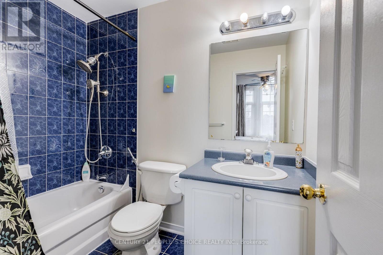 5677 Condor Place, Mississauga, Ontario  L5V 2J4 - Photo 20 - W13755572