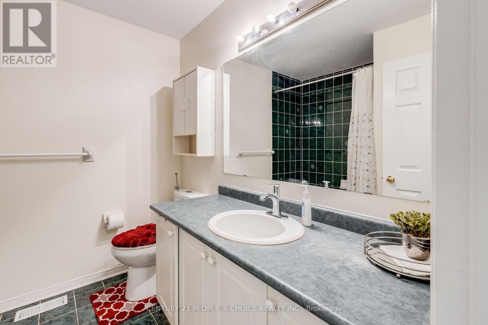 5677 Condor Place, Mississauga, Ontario  L5V 2J4 - Photo 23 - W13755572