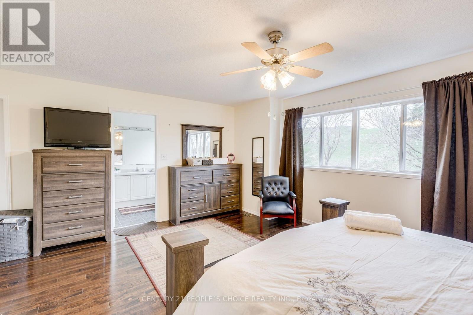 5677 Condor Place, Mississauga, Ontario  L5V 2J4 - Photo 27 - W13755572