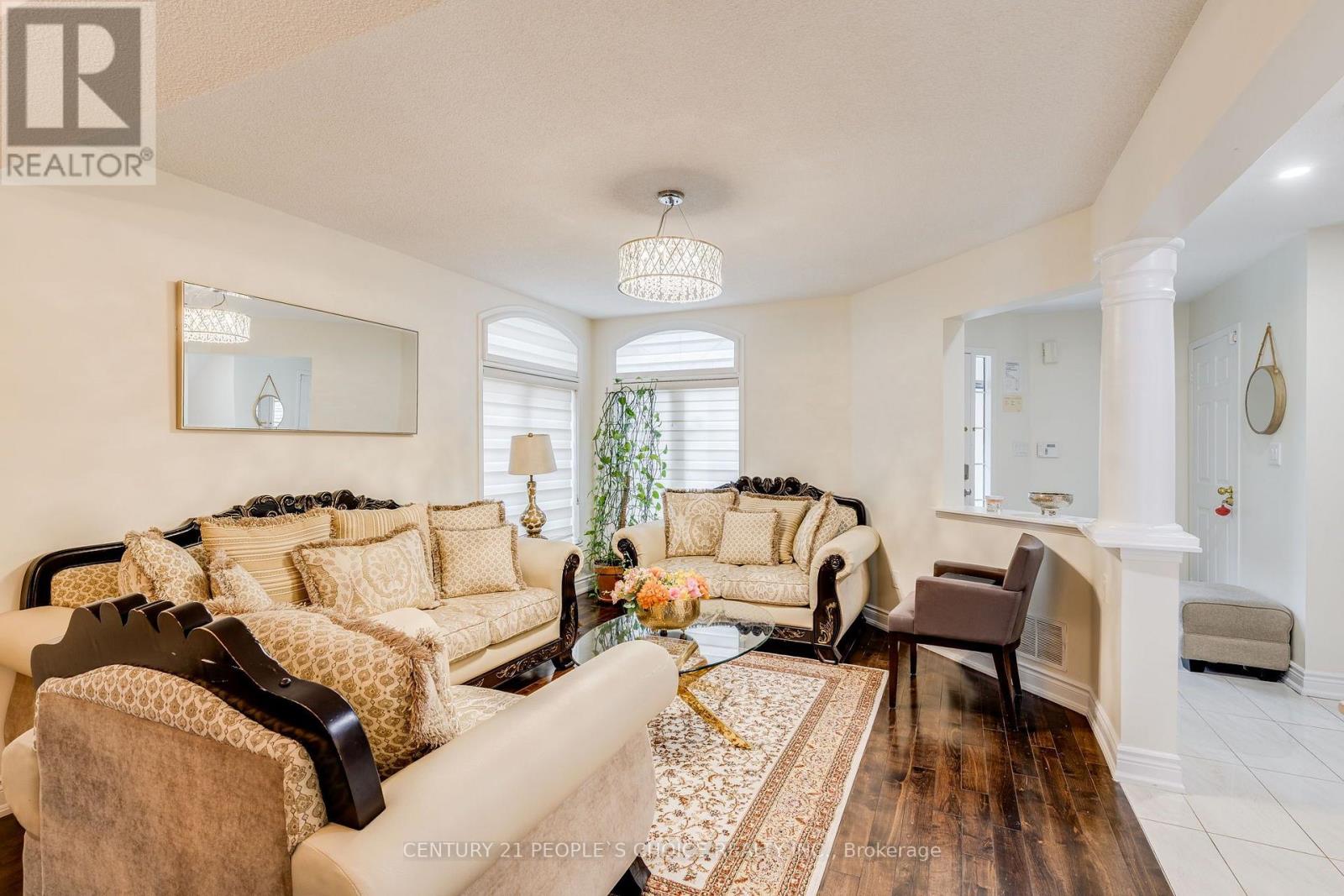 5677 Condor Place, Mississauga, Ontario  L5V 2J4 - Photo 7 - W13755572