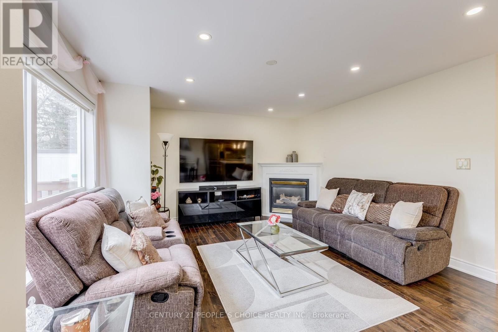 5677 Condor Place, Mississauga, Ontario  L5V 2J4 - Photo 9 - W13755572