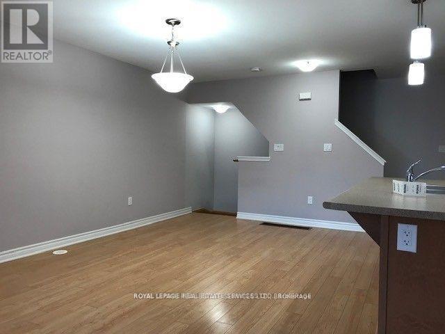 1625 Gainer Crescent, Milton, Ontario  L9T 8X9 - Photo 4 - W13755590