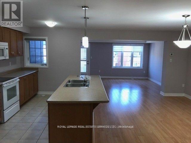 1625 Gainer Crescent, Milton, Ontario  L9T 8X9 - Photo 5 - W13755590