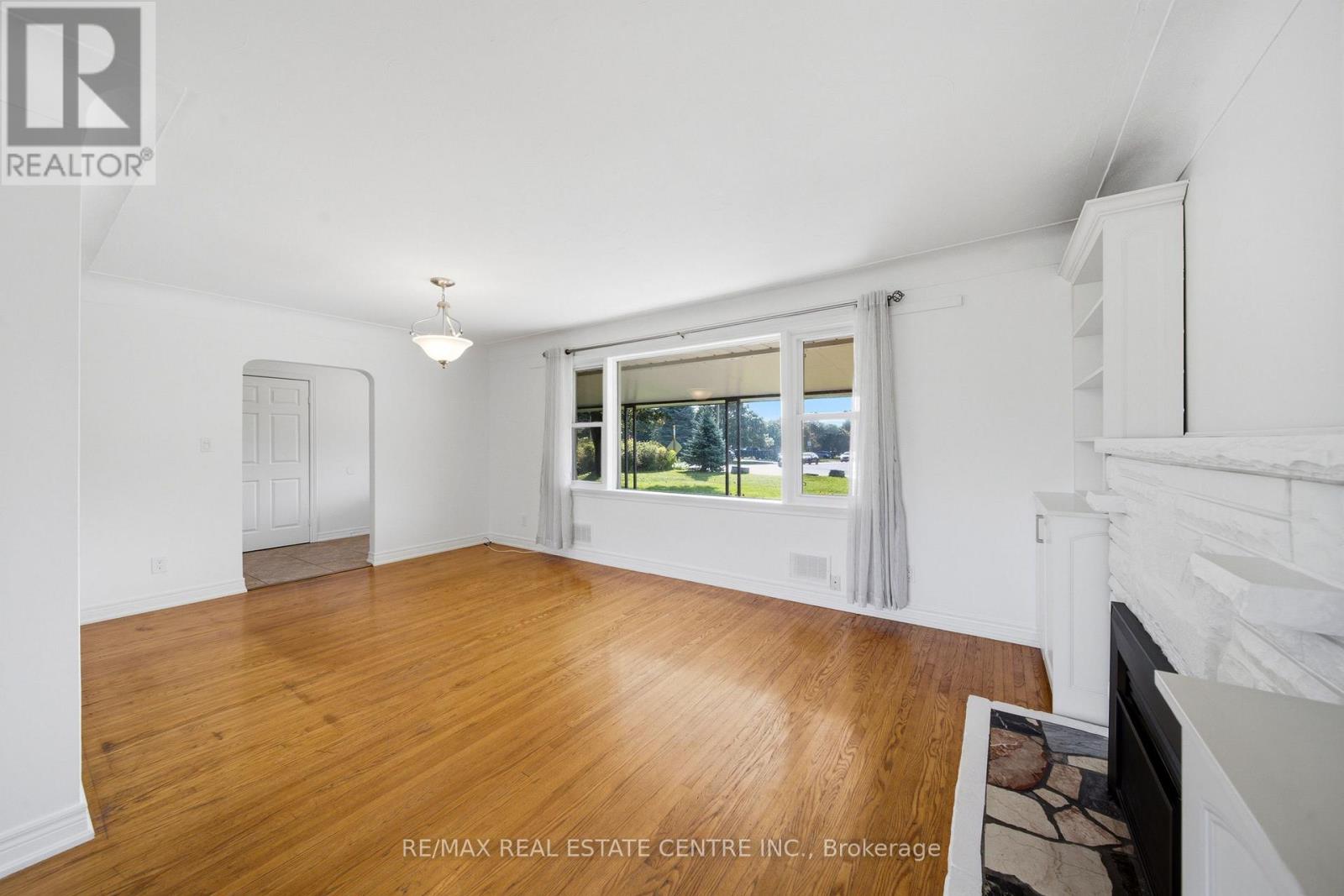 435 Parkside Drive, Hamilton, Ontario  L8B 0Y6 - Photo 13 - X13755256