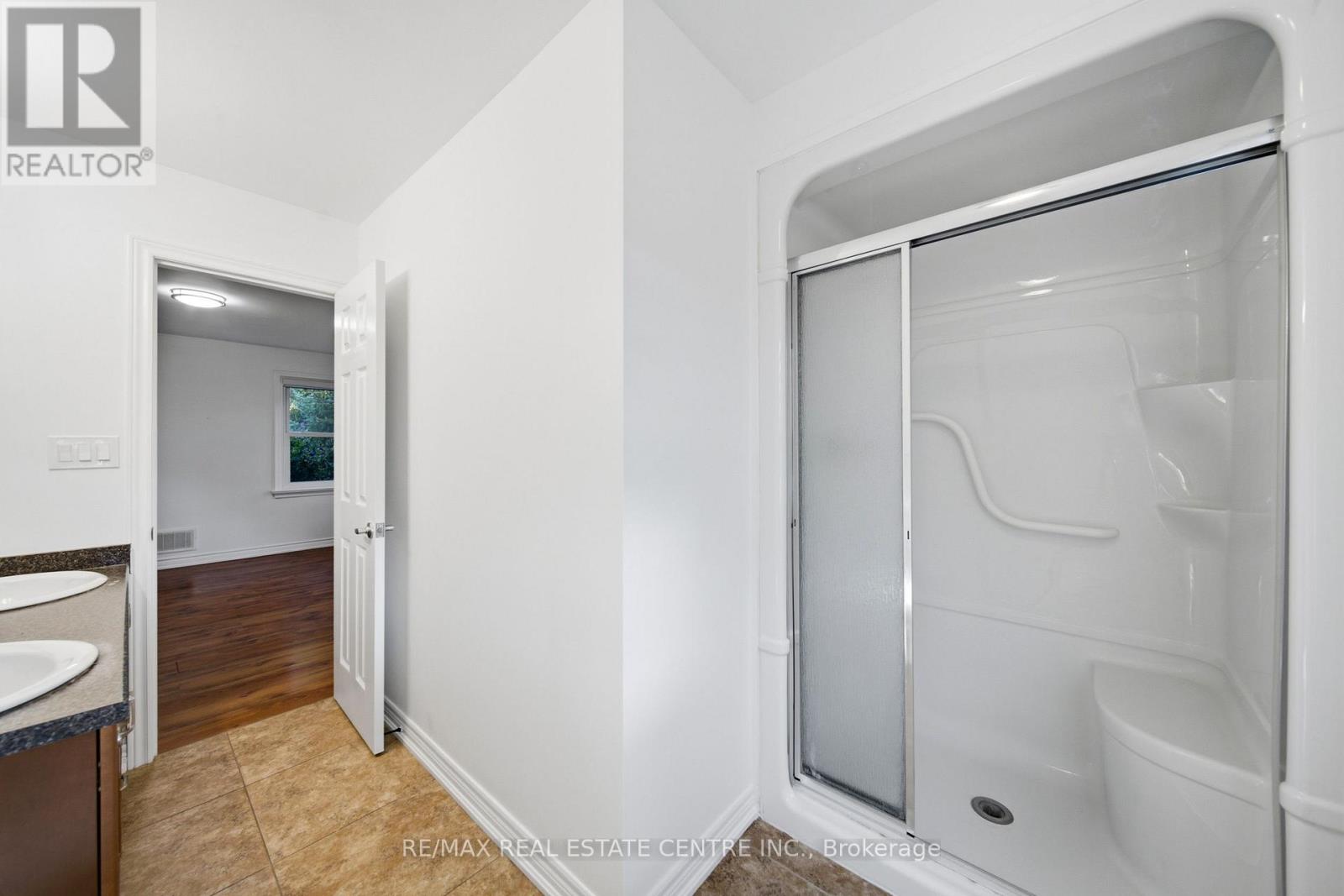 435 Parkside Drive, Hamilton, Ontario  L8B 0Y6 - Photo 24 - X13755256
