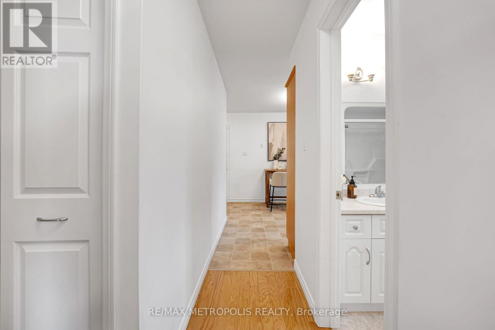 598 Black Oak Crescent, Waterloo, Ontario  N2V 1A5 - Photo 23 - X13755290