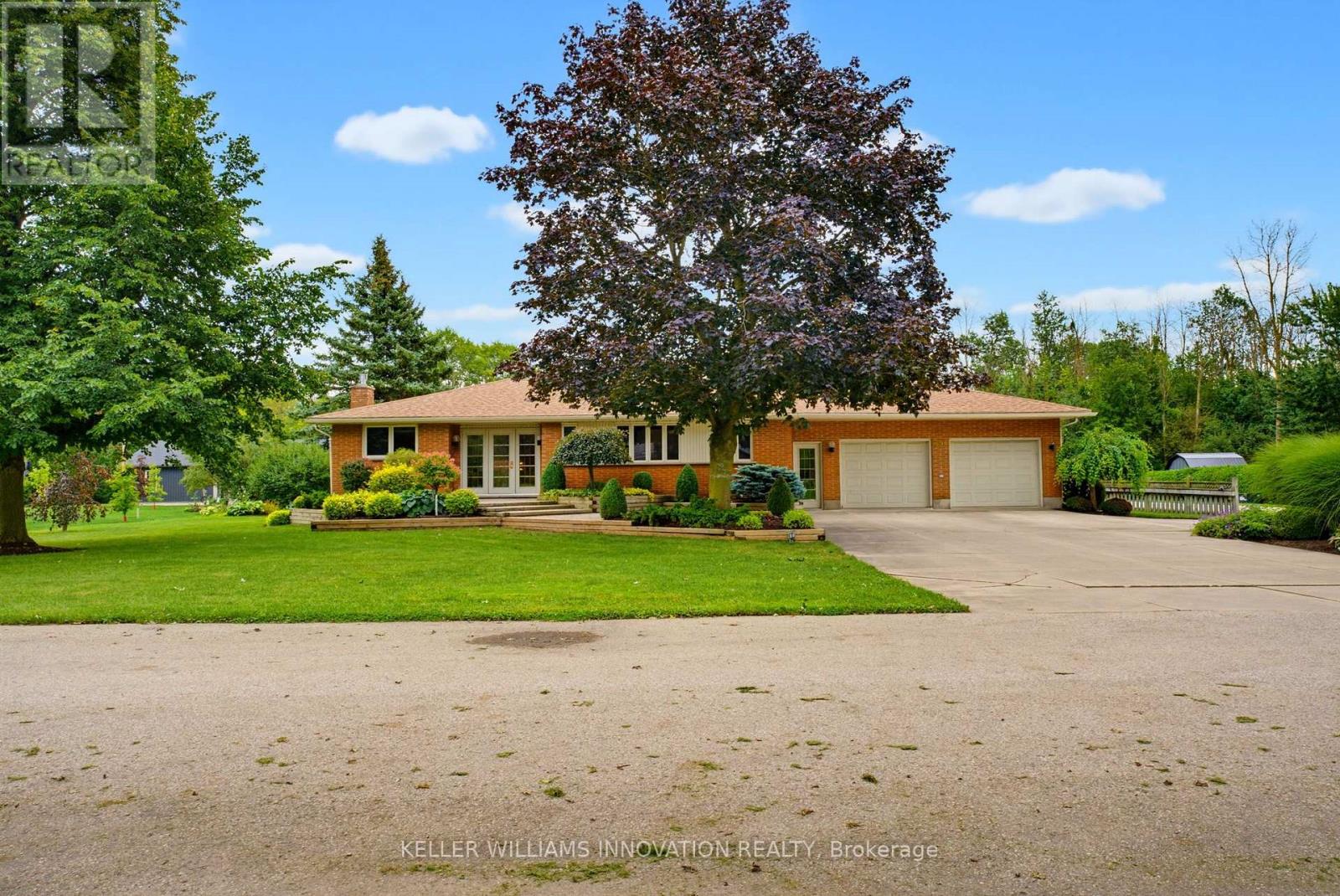 298 Woodview Drive, North Perth, Ontario  N0G 1B0 - Photo 3 - X13755390