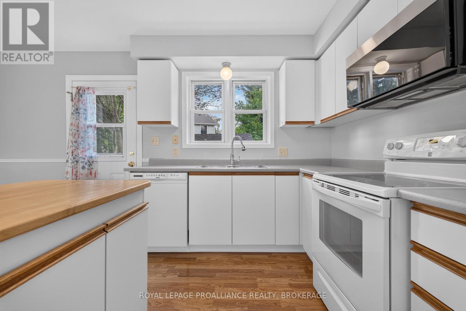 378 Waterloo Drive, Kingston, Ontario  K7M 8X6 - Photo 12 - X13754194