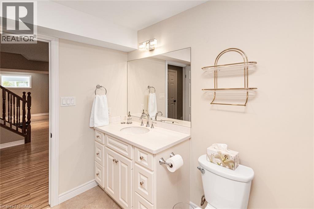 59 Renata Court, Dundas, Ontario  L9H 6X2 - Photo 33 - 40861196
