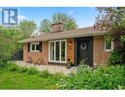 11 YEWFIELD CRESCENT, Toronto, Ontario