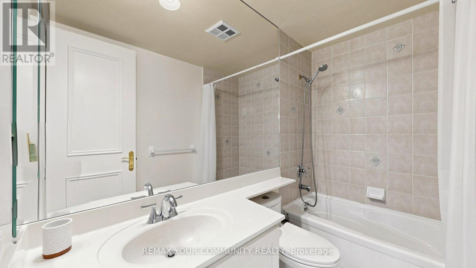 410 - 10 Old York Mills Road, Toronto, Ontario  M2P 2G9 - Photo 36 - C13755438