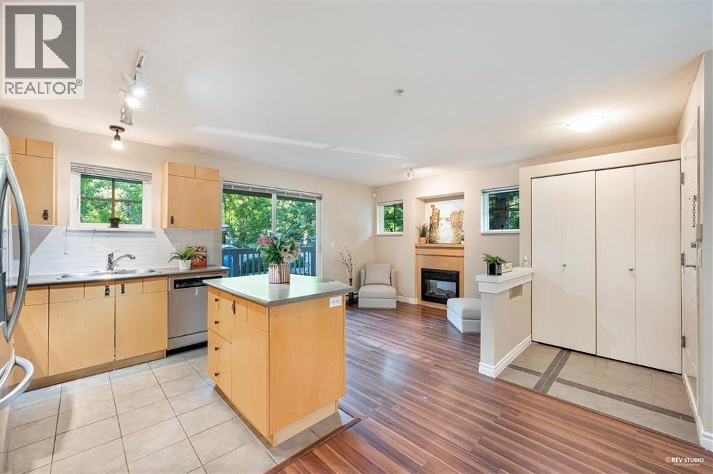 17 7488 Southwynde Avenue, Burnaby, British Columbia  V3N 5C6 - Photo 3 - R3159729