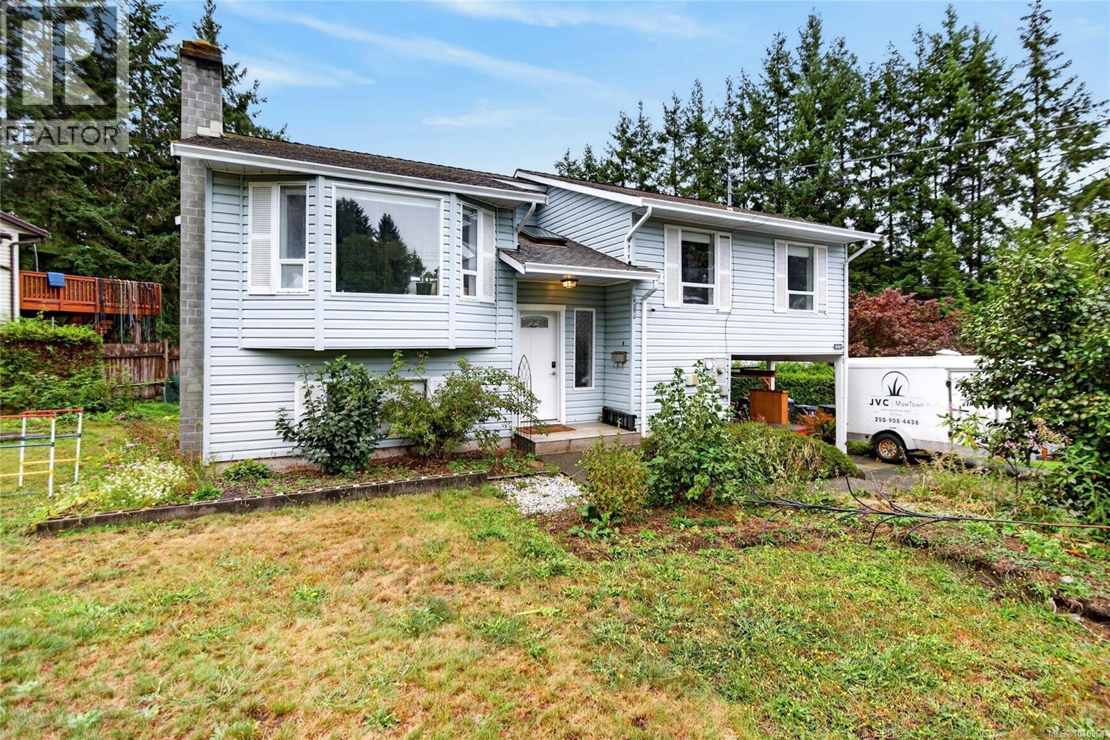 1561 Embleton Cres, Courtenay, British Columbia