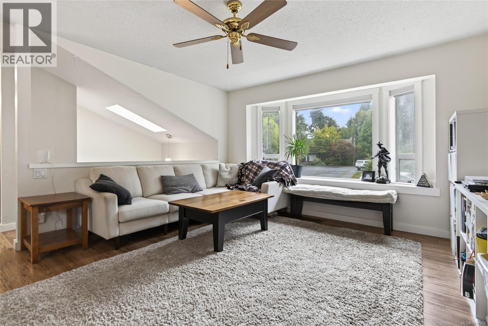 1561 Embleton Cres, Courtenay, British Columbia  V9N 6N7 - Photo 4 - 1048964