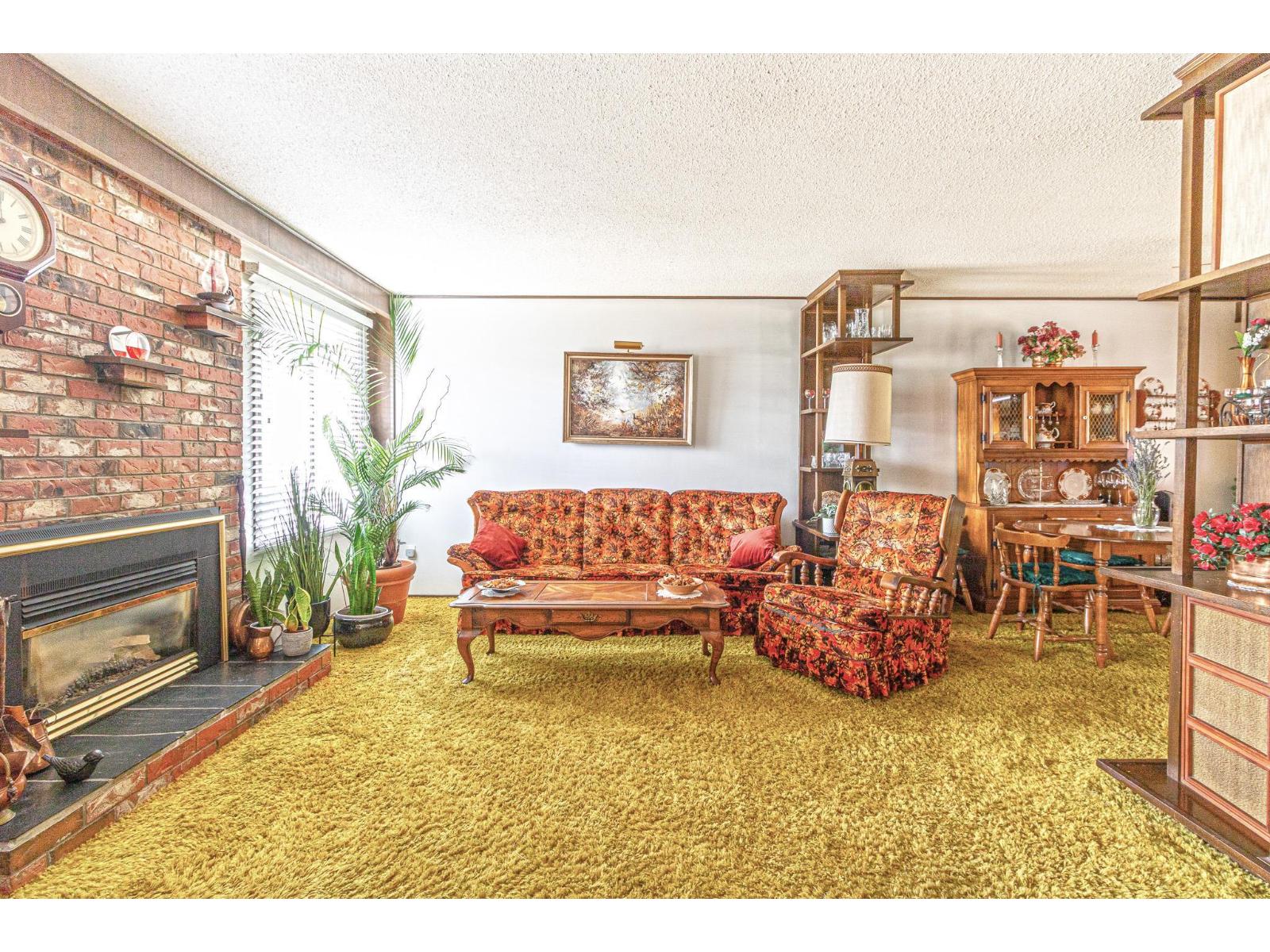 5731 172b Street, Surrey, British Columbia  V3S 5A6 - Photo 4 - R3162352