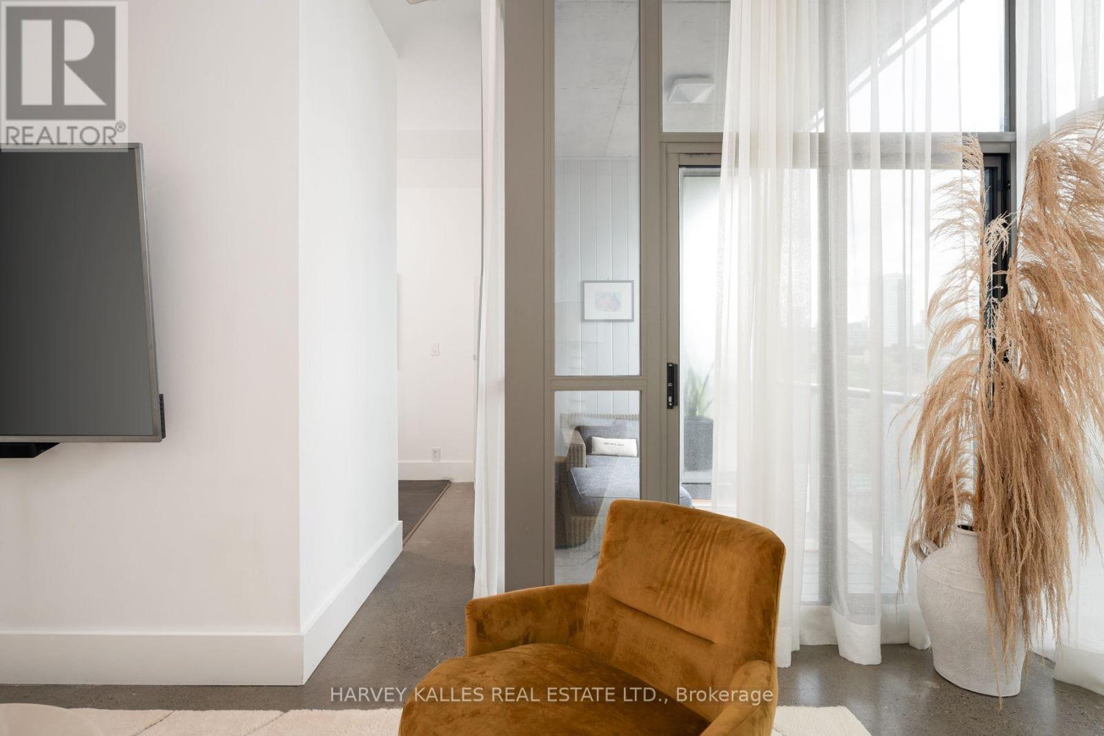 410 - 625 Queen Street E, Toronto, Ontario  M4M 1G7 - Photo 23 - E13755004