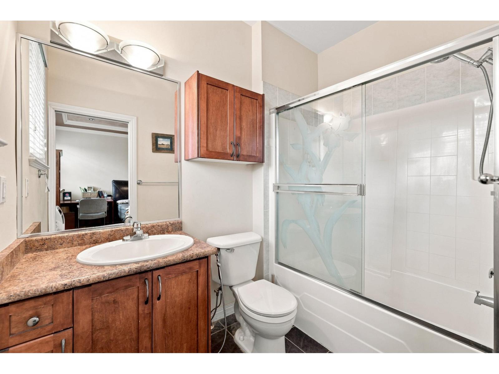34158 Amblewood Place, Abbotsford, British Columbia  V2S 7N2 - Photo 21 - R3161478