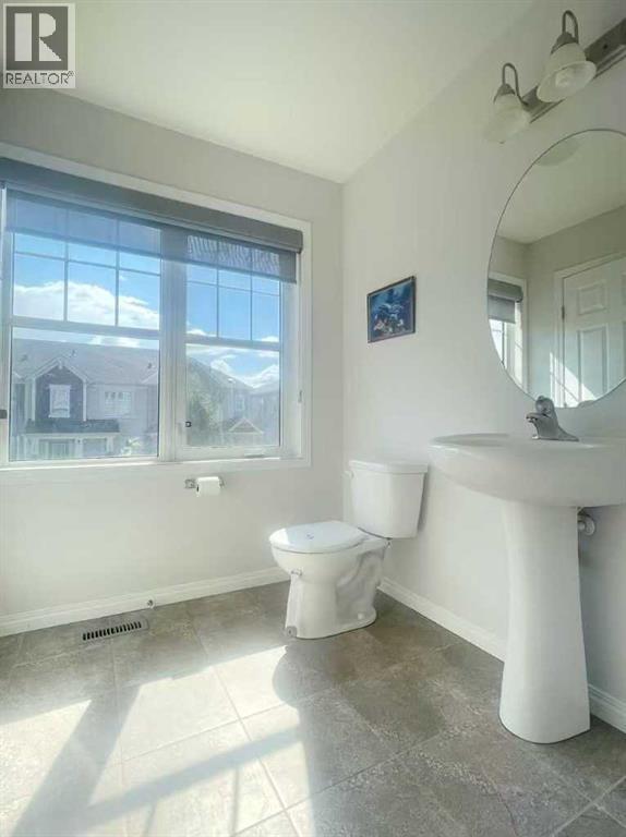 220 Windford Crescent, Airdrie, Alberta  T4B 4G5 - Photo 13 - A2341248