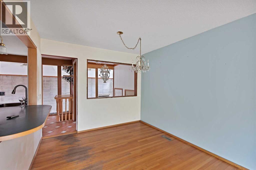 732 Sabrina Road SW, Calgary, Alberta  T2W 0P3 - Photo 11 - A2343314