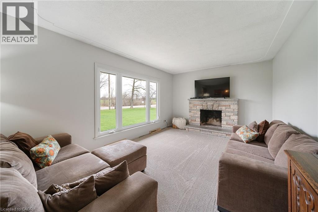 2223 Hall Road, Binbrook, Ontario  L0R 1C0 - Photo 18 - 40861216