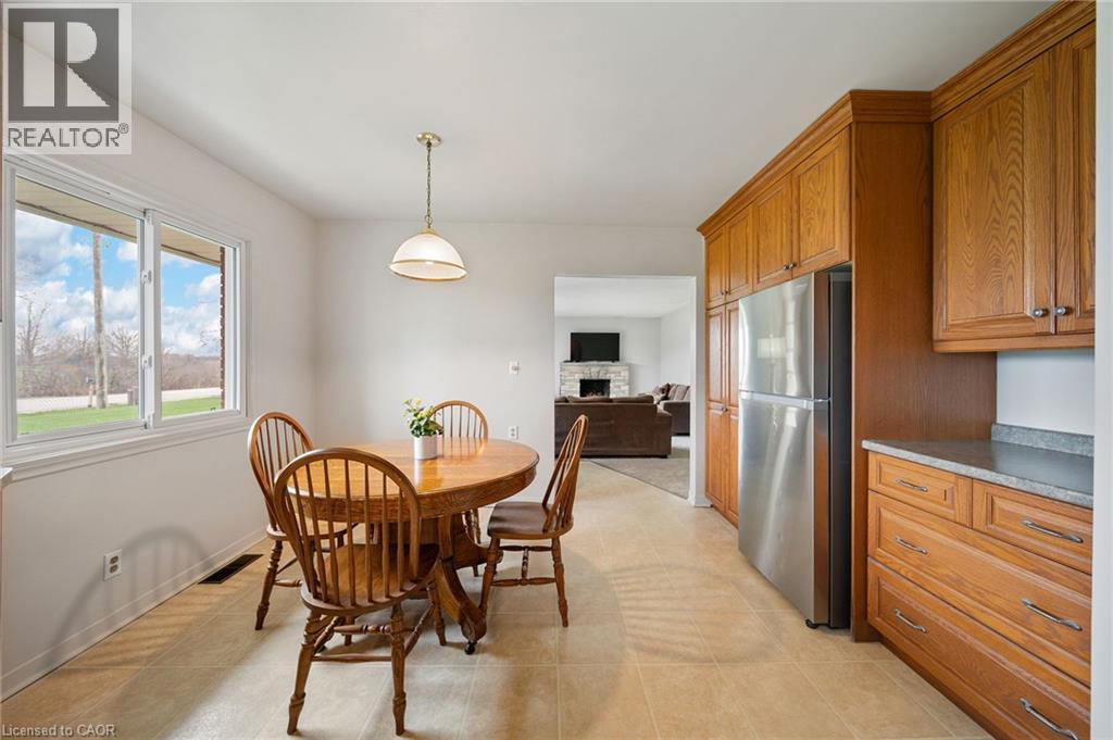 2223 Hall Road, Binbrook, Ontario  L0R 1C0 - Photo 16 - 40861216