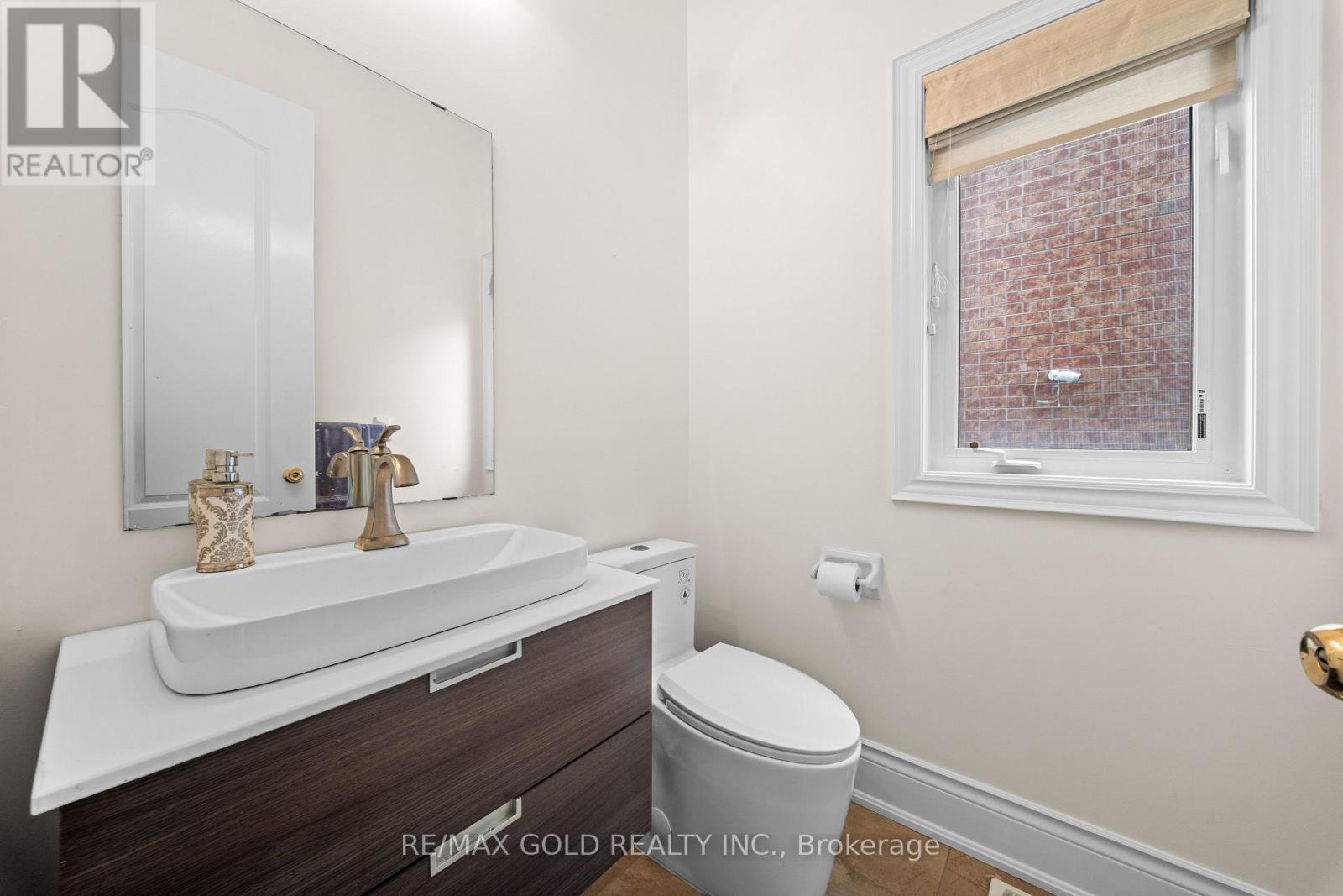 155 Bellchase Trail, Brampton, Ontario  L6P 3N2 - Photo 13 - W13755532