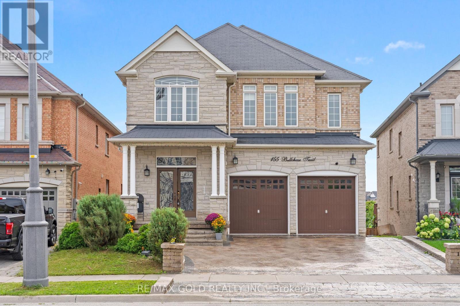 155 Bellchase Trail, Brampton, Ontario  L6P 3N2 - Photo 1 - W13755532