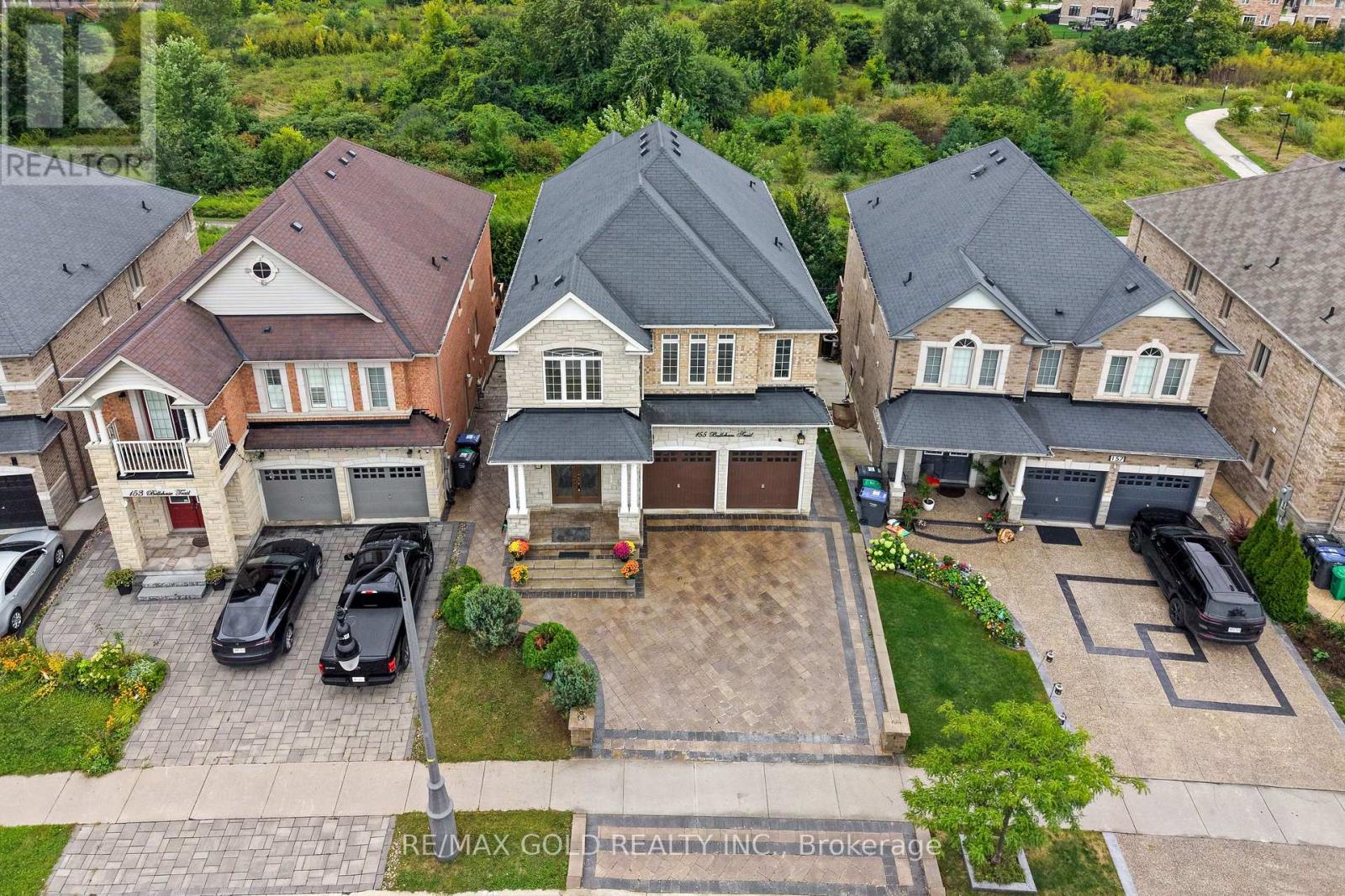 155 Bellchase Trail, Brampton, Ontario  L6P 3N2 - Photo 2 - W13755532