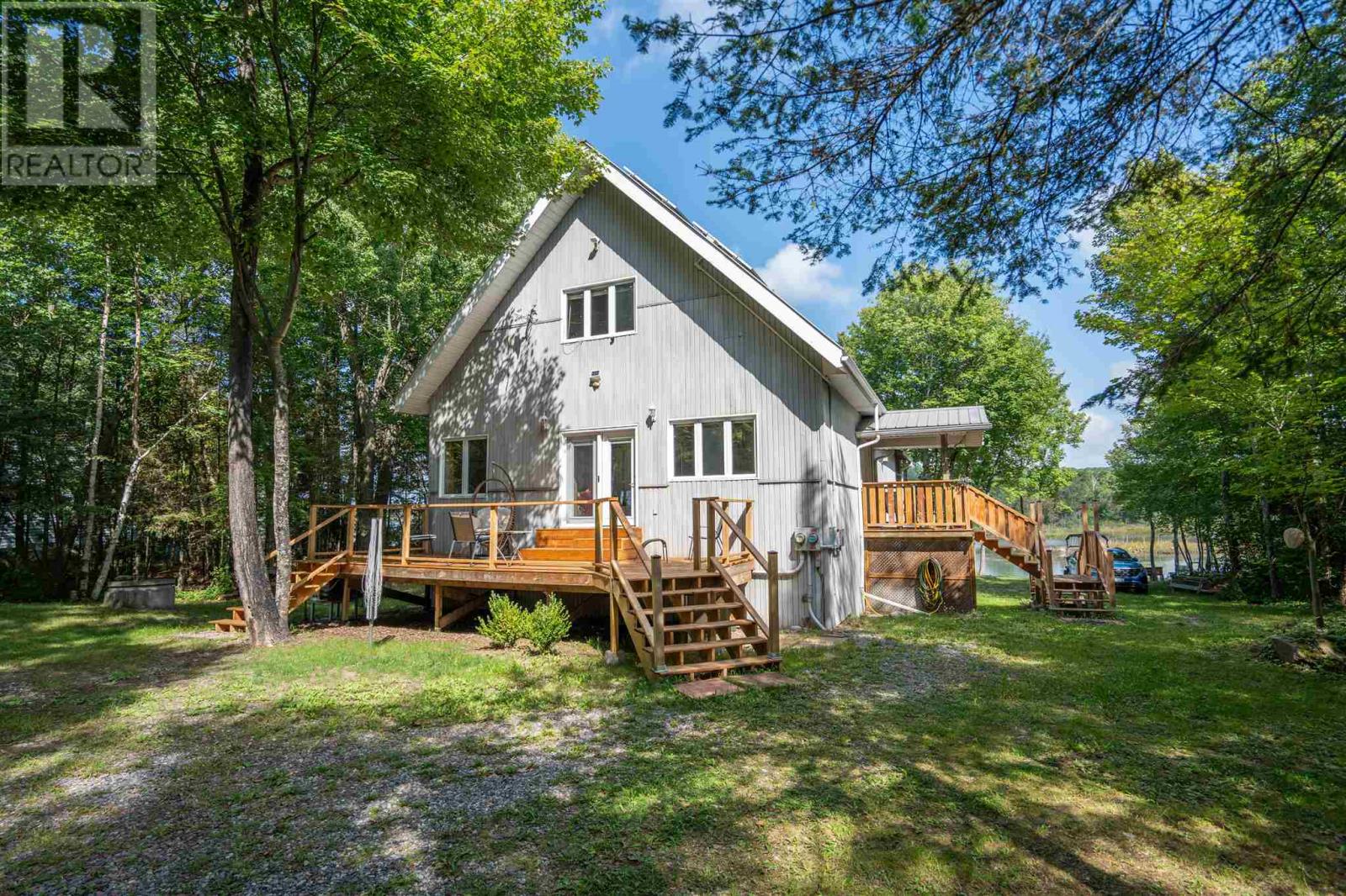 760 Finns Bay Rd N, Laird, Ontario  P0S 1C0 - Photo 3 - SM262453