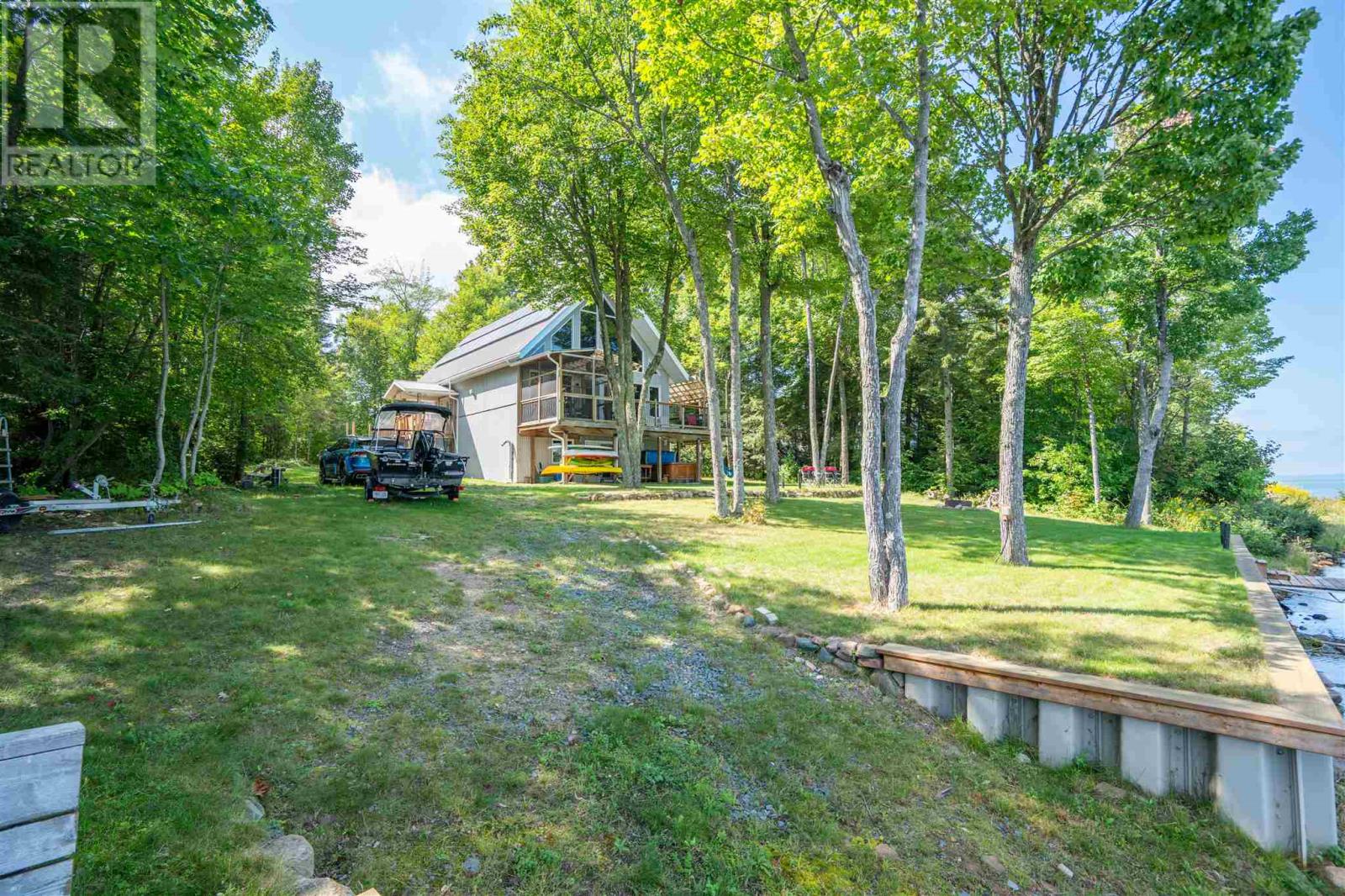 760 Finns Bay Rd N, Laird, Ontario  P0S 1C0 - Photo 5 - SM262453