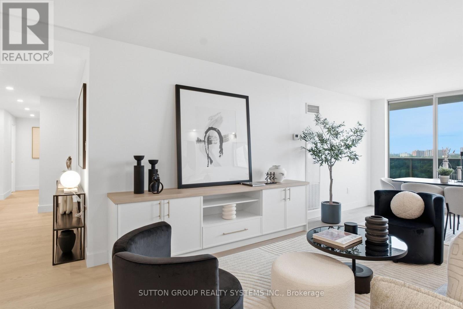 1504 - 812 Burnhamthorpe Road, Toronto, Ontario  M9C 4W1 - Photo 6 - W13755536