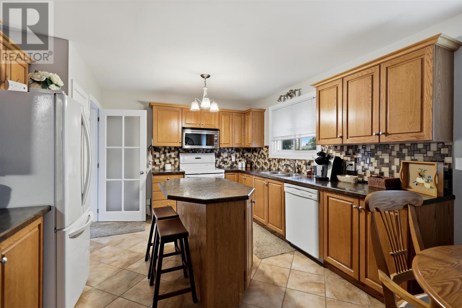 214 Reid St, Sault Ste. Marie, Ontario  P6B 4T9 - Photo 12 - SM262455